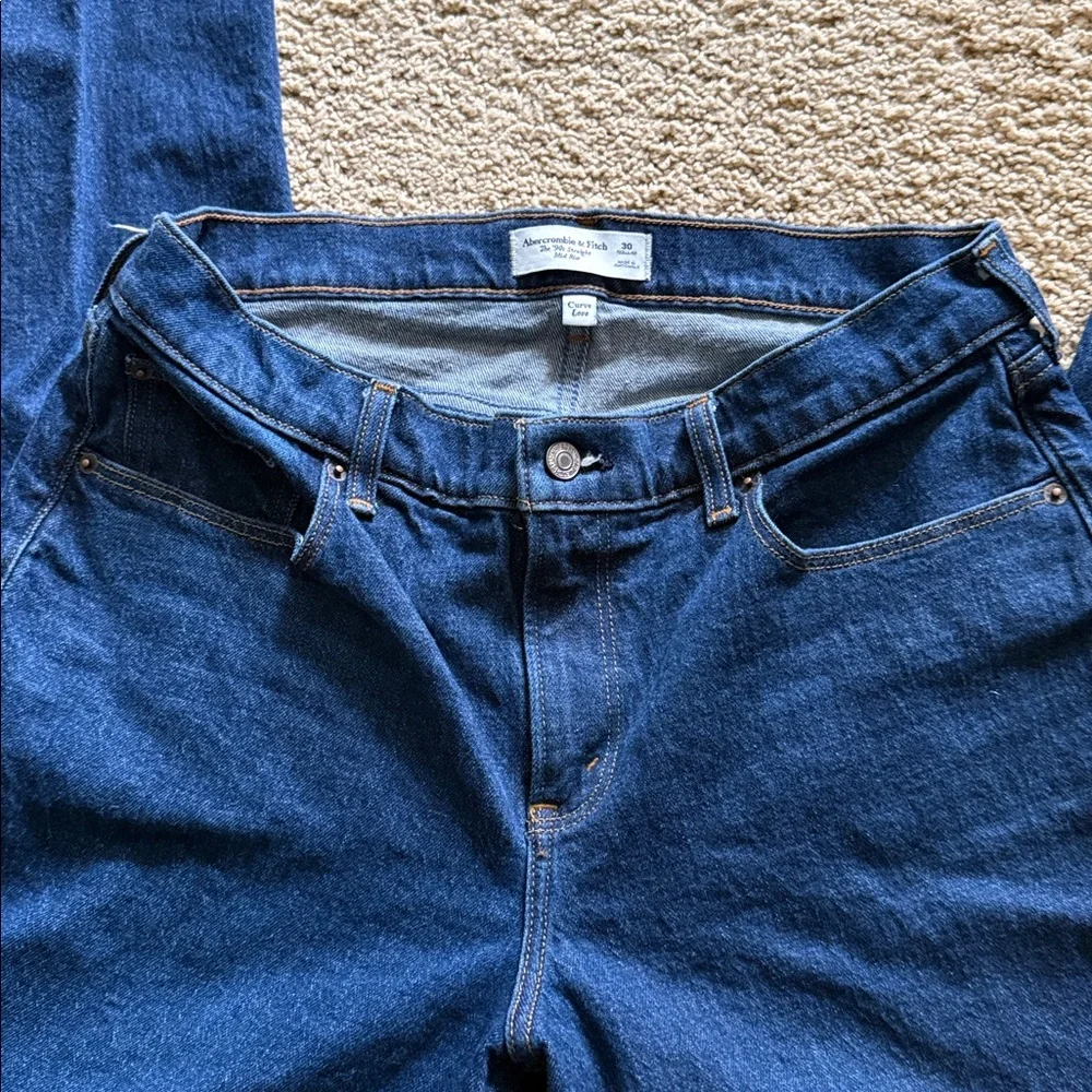 Abercrombie & Fitch Women's Straight Leg Jeans - Dark Blue